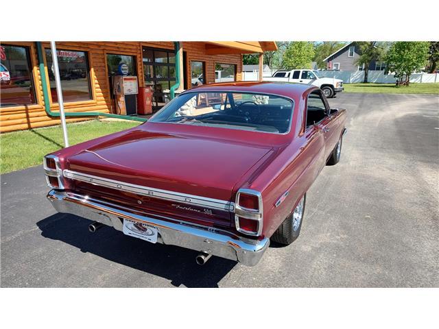 Ford-Fairlane-XL-1967-2-door-coupe-20