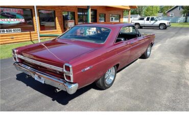 Ford-Fairlane-XL-1967-2-door-coupe-21