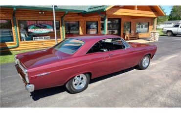 Ford-Fairlane-XL-1967-2-door-coupe-23