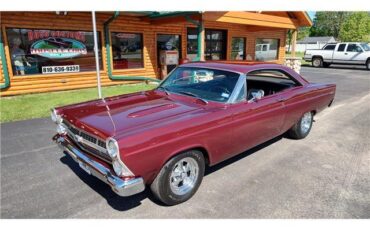 Ford-Fairlane-XL-1967-2-door-coupe-3