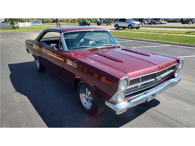 Ford-Fairlane-XL-1967-2-door-coupe-31