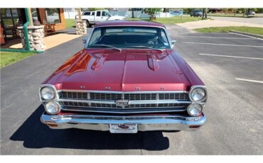 Ford-Fairlane-XL-1967-2-door-coupe-33