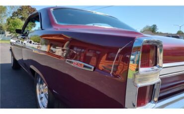 Ford-Fairlane-XL-1967-2-door-coupe-36
