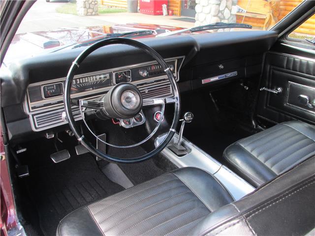 Ford-Fairlane-XL-1967-2-door-coupe-39