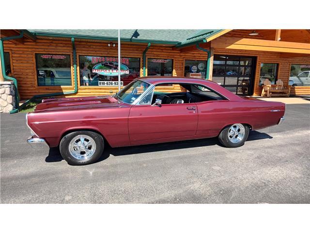 Ford-Fairlane-XL-1967-2-door-coupe-6