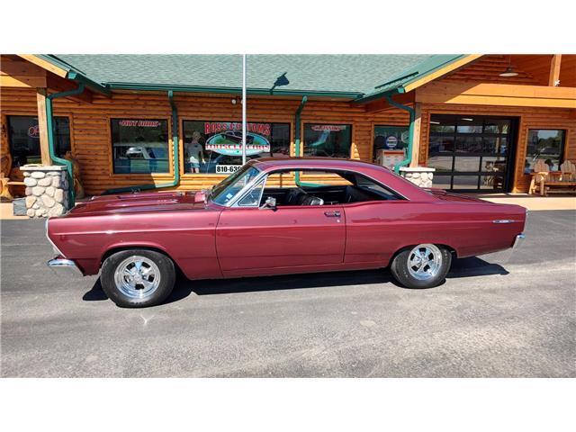 Ford-Fairlane-XL-1967-2-door-coupe-7