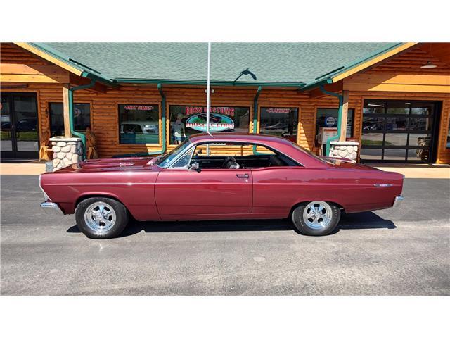 Ford-Fairlane-XL-1967-2-door-coupe-8