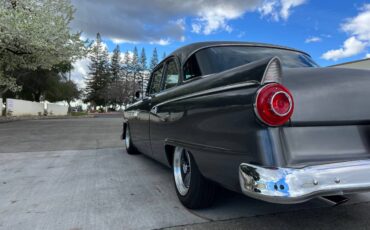 Ford-Fairlane-customline-1956-grey-11
