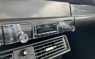 Ford-Fairlane-customline-1956-grey-17