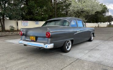 Ford-Fairlane-customline-1956-grey-9