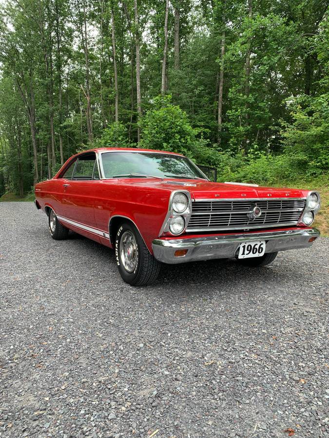 Ford-Fairlane-gt-1966-red-2