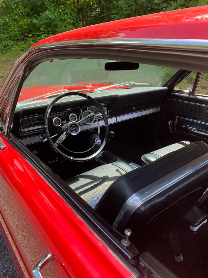 Ford-Fairlane-gt-1966-red-4