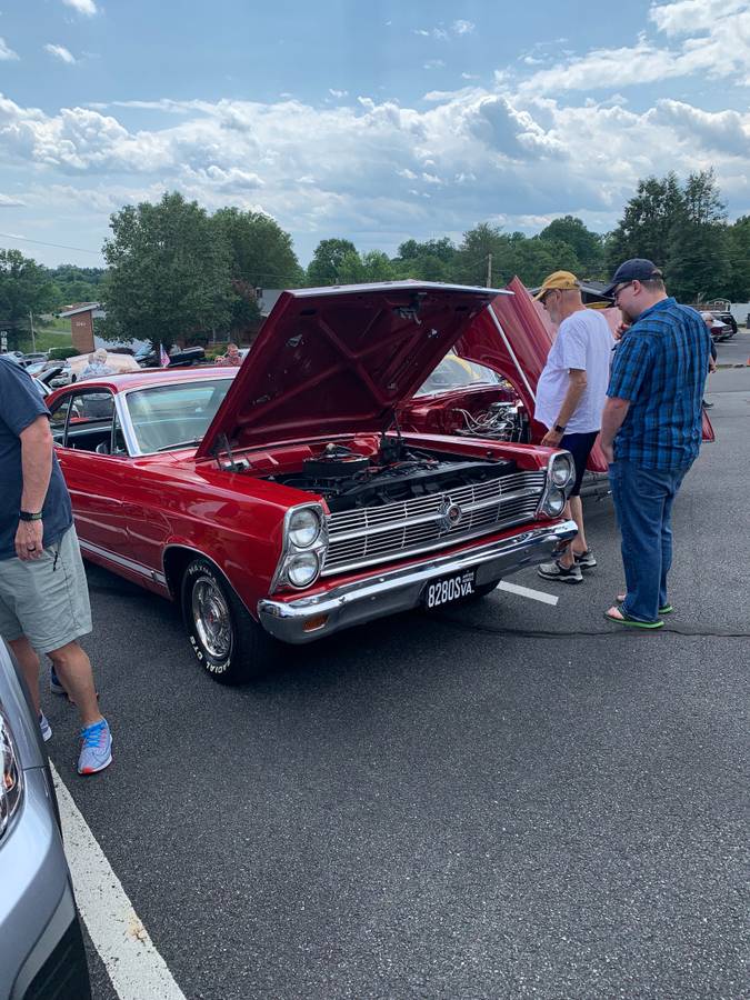 Ford-Fairlane-gt-1966-red-9
