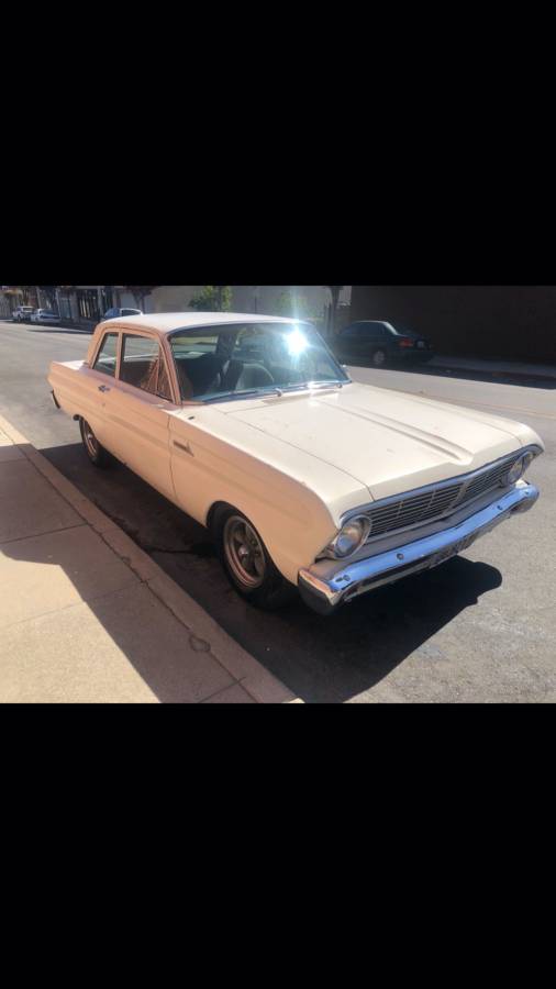 Ford-Falcon-1965-white-1