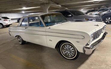 Ford-Falcon-futura-1964-white-1