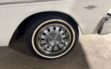 Ford-Falcon-futura-1964-white-6