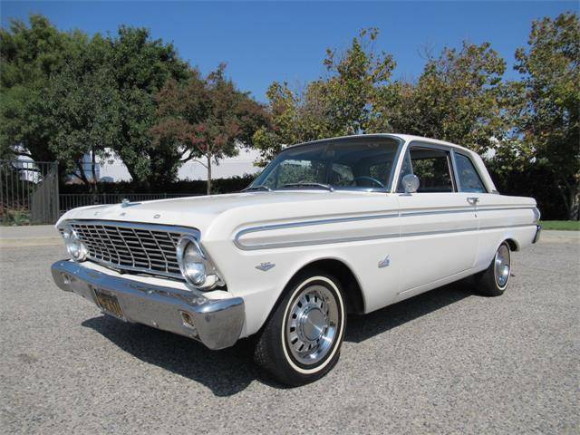 Ford-Falcon-futura-1964-white