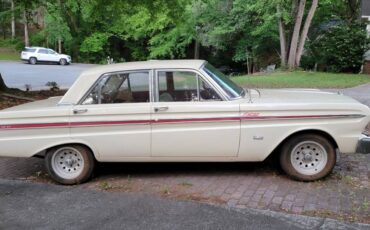 Ford-Falcon-futura-4-door-1965-yellow