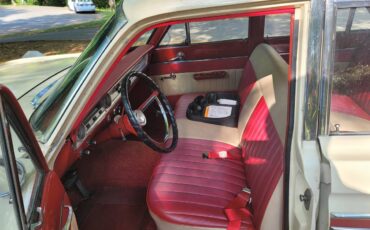Ford-Falcon-futura-4-door-1965-yellow-8
