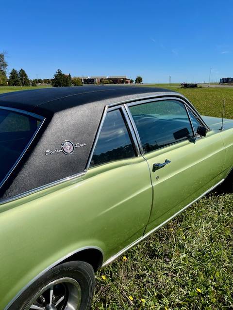 Ford-Falcon-futura-sport-coupe-1969-green-4