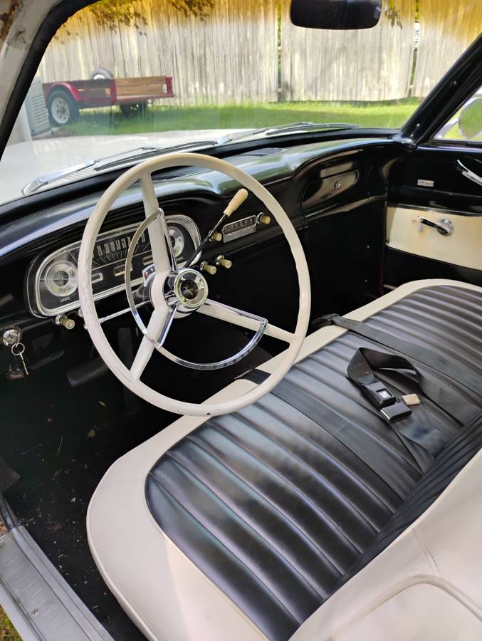 Ford-Falcon-ranchero-1962-white-3