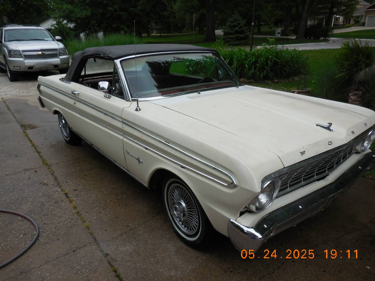 Ford-Falcon-sprint-1964-white-1