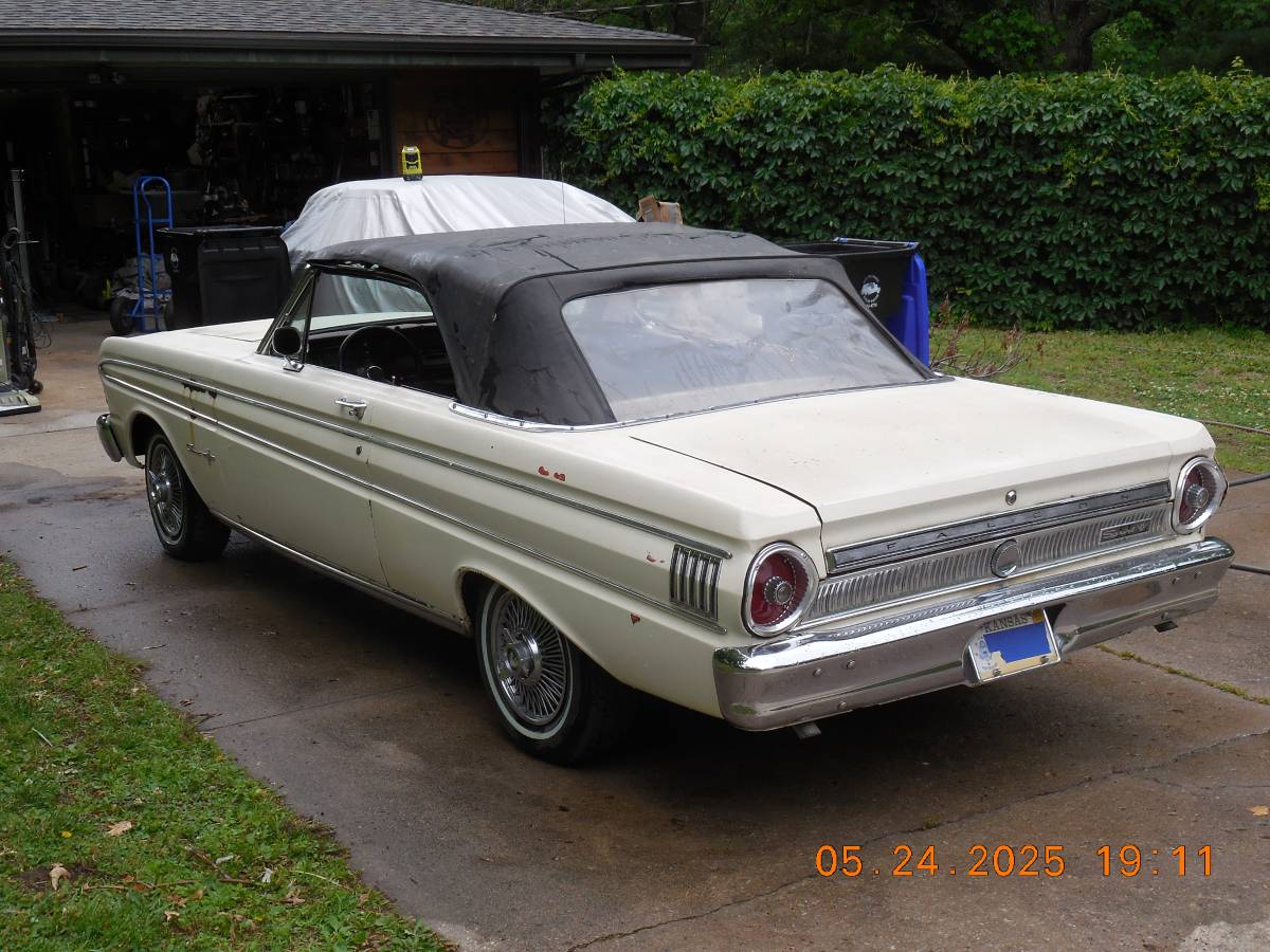 Ford-Falcon-sprint-1964-white