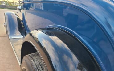 Ford-Five-window-coupe-1932-blue-5