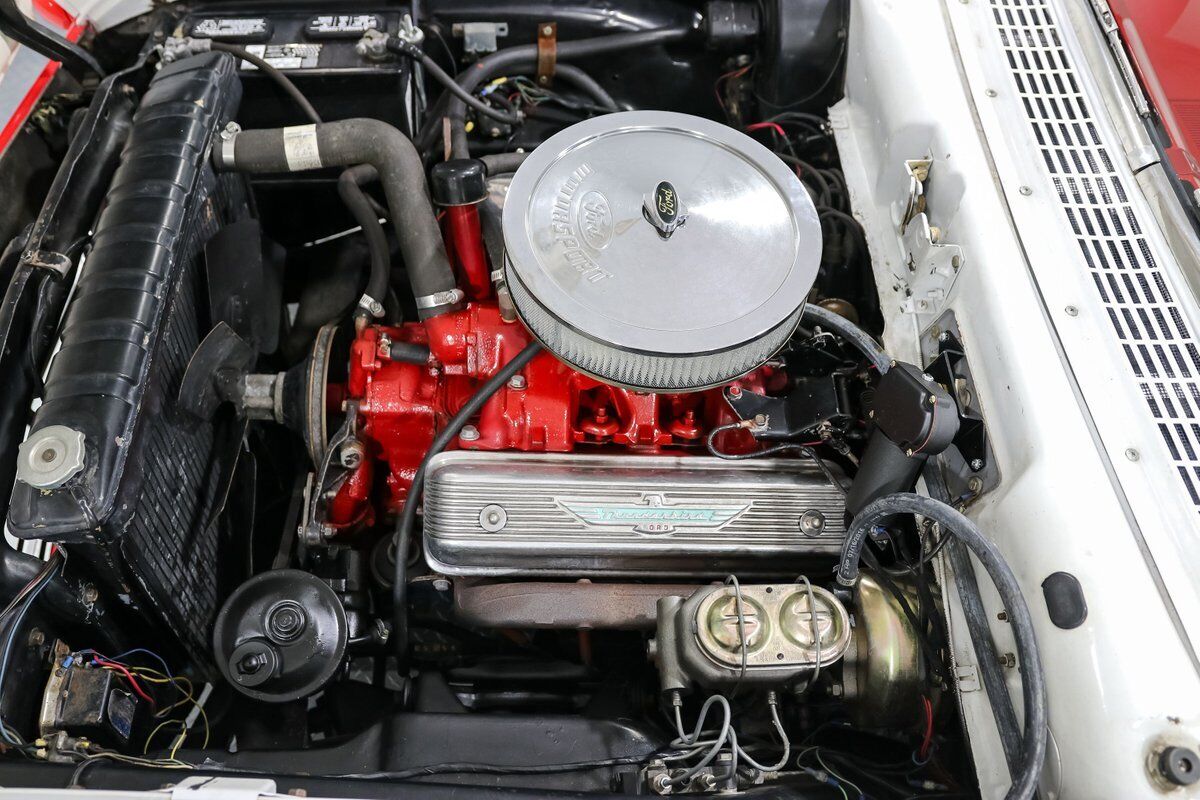 Ford-Galaxie-1957-Coupe-11