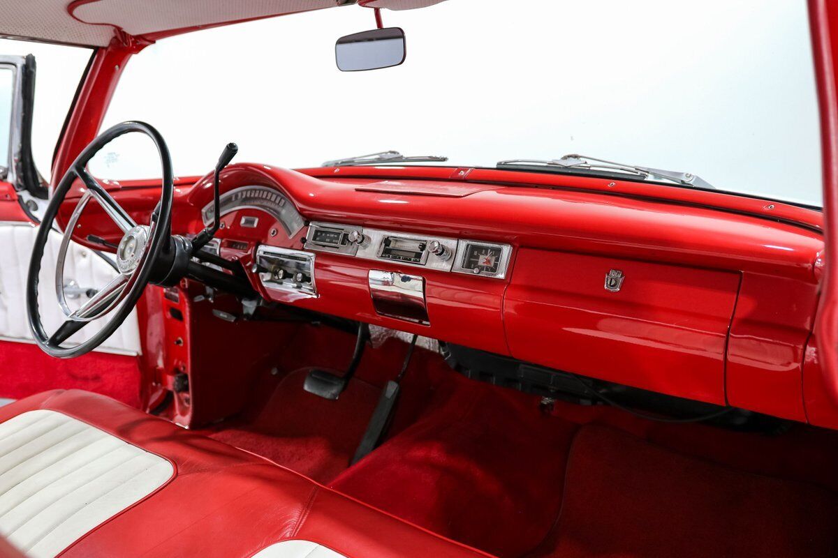 Ford-Galaxie-1957-Coupe-16