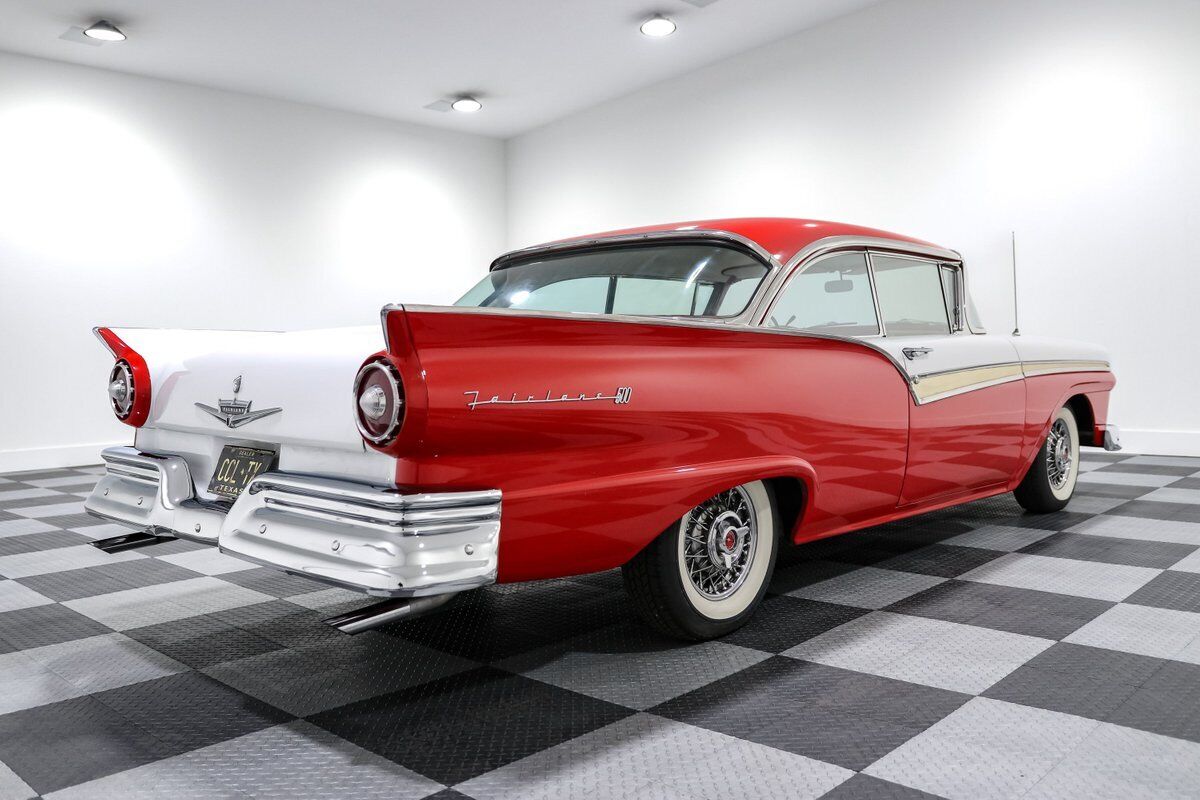 Ford-Galaxie-1957-Coupe-6