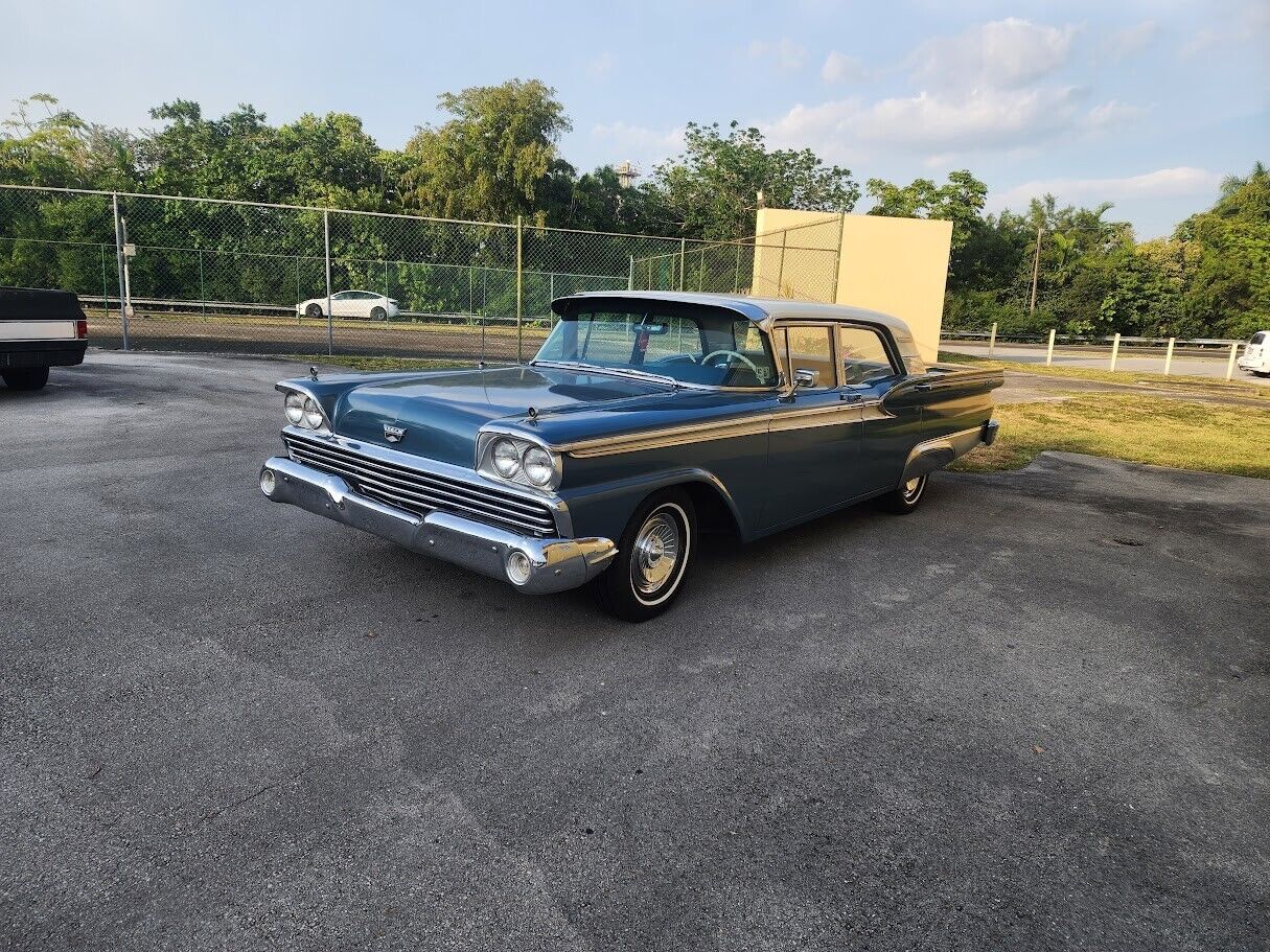 Ford-Galaxie-1959-Sedan-1