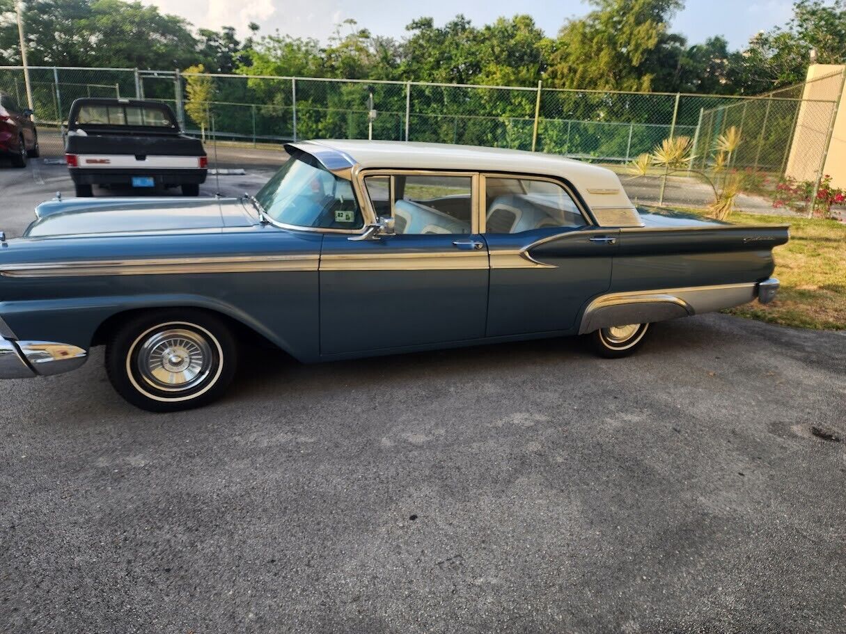 Ford-Galaxie-1959-Sedan-2