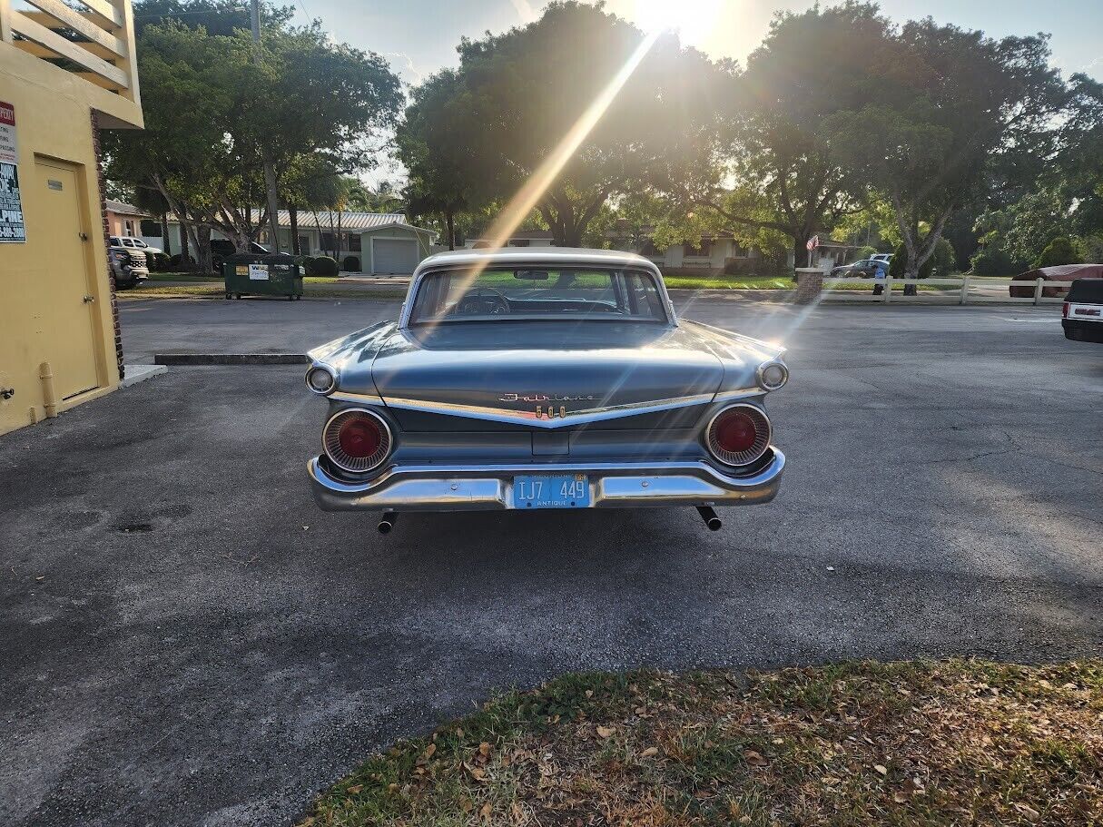Ford-Galaxie-1959-Sedan-4