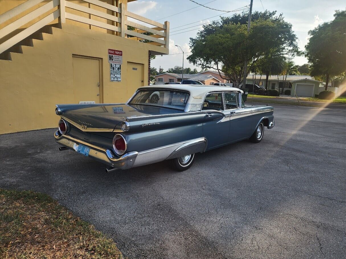 Ford-Galaxie-1959-Sedan-5