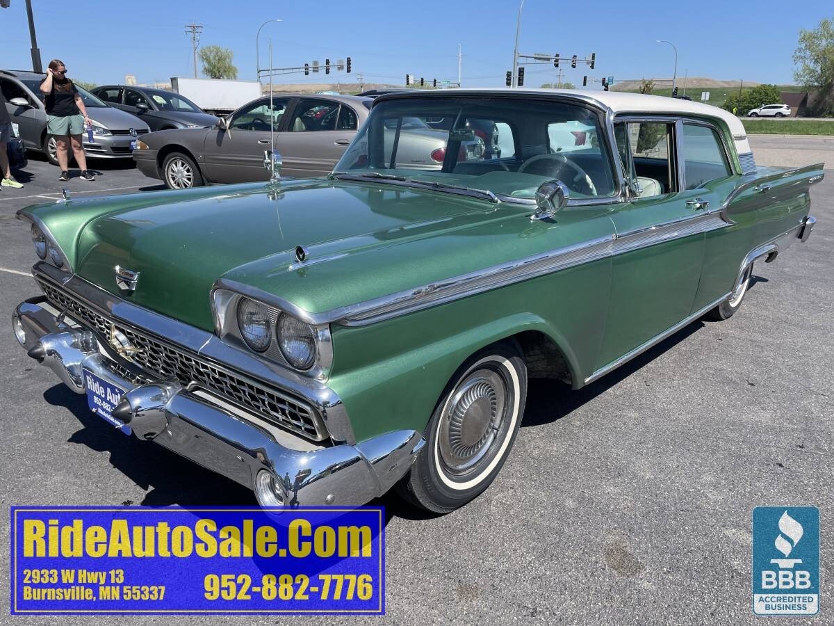 Ford Galaxie 1959 Sedan