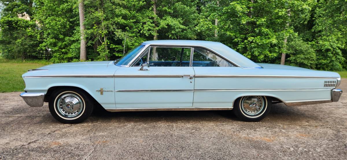 Ford-Galaxie-500-1963-1