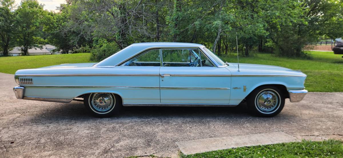 Ford-Galaxie-500-1963-5