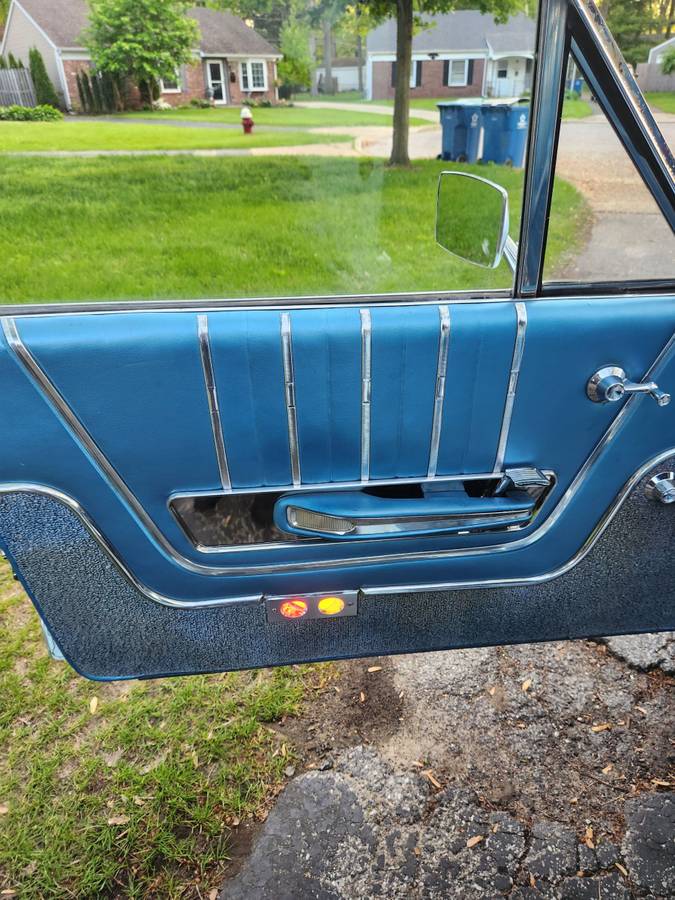 Ford-Galaxie-500-xl-convertible-1963-blue-11