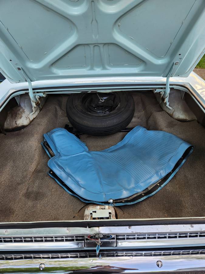 Ford-Galaxie-500-xl-convertible-1963-blue-13