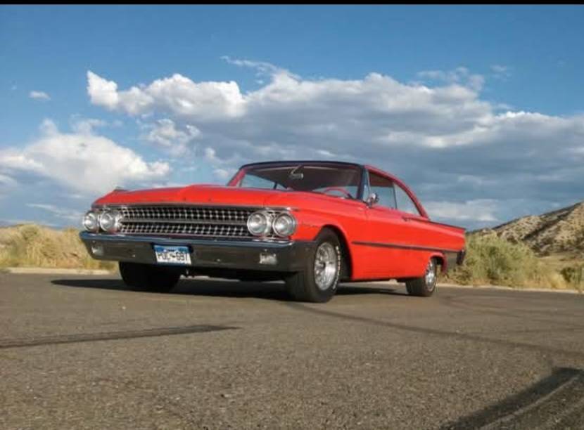 Ford Galaxie starliner  1961