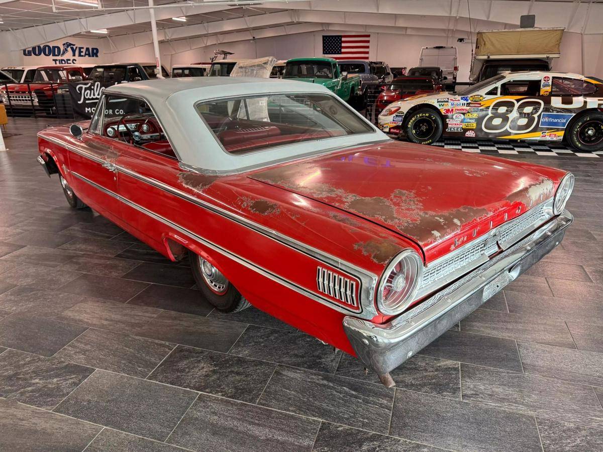 Ford-Galaxy-1963-red-18