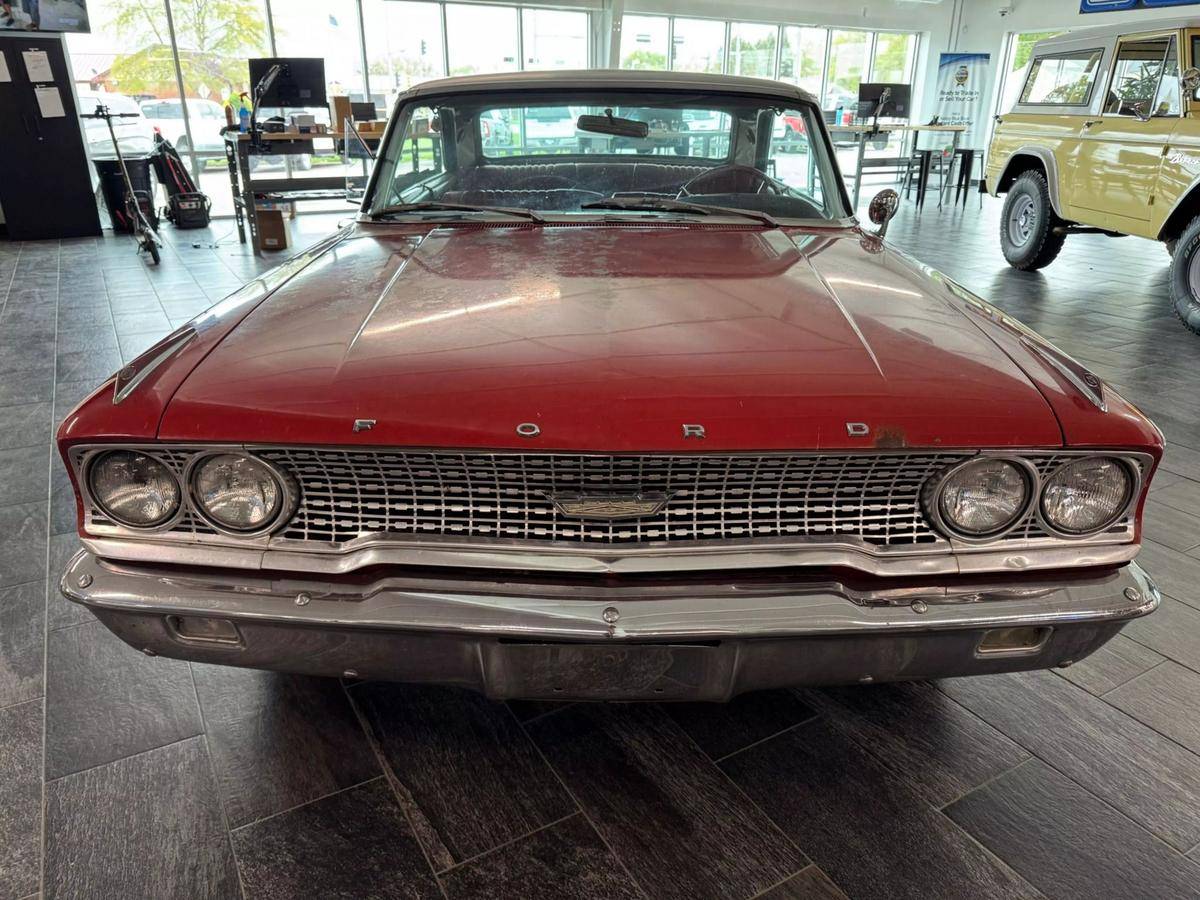 Ford-Galaxy-1963-red-21