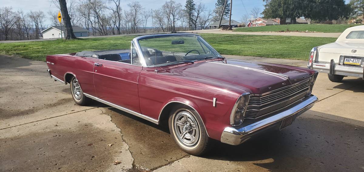 Ford-Galaxy-500-1966-custom-1