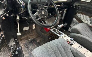 Ford-Hump-back-sedan-1937-14