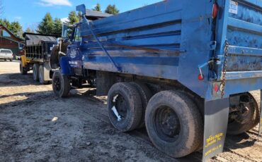 Ford-L9000-diesel-1989-blue-1