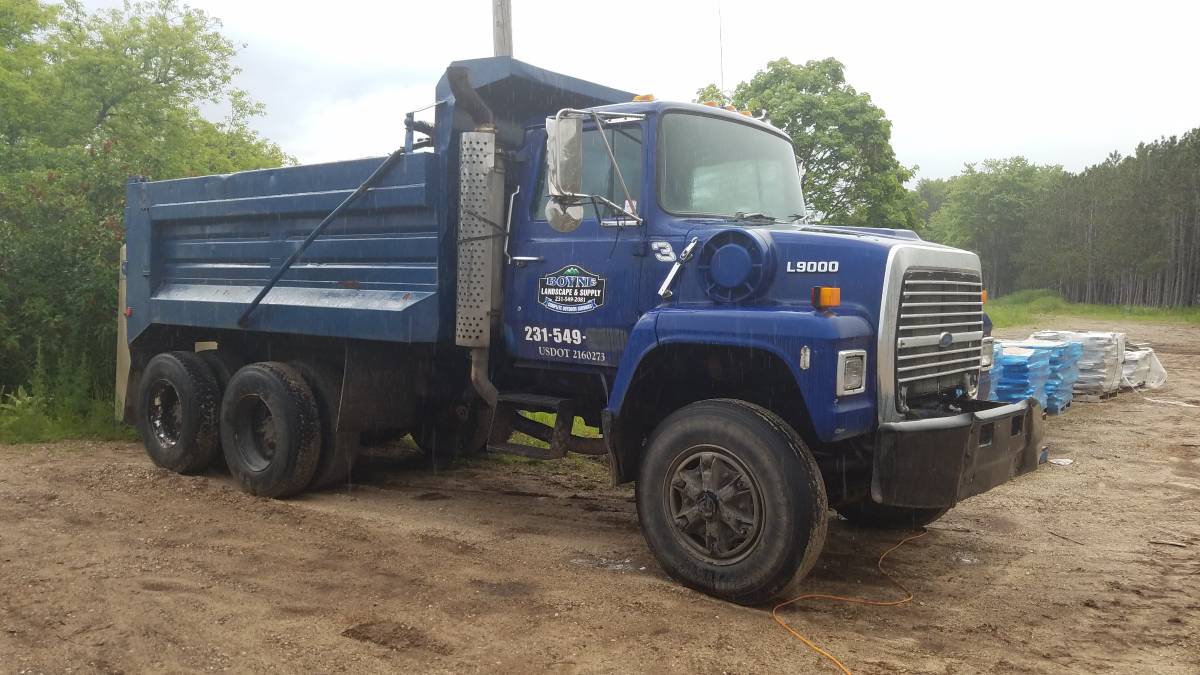 Ford-L9000-diesel-1989-blue-17