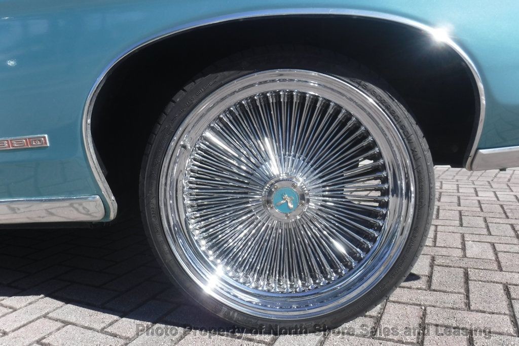 Ford-LTD-1968-Coupe-11