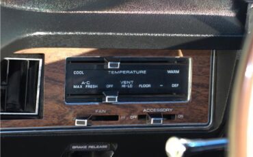 Ford-LTD-1971-Convertible-9