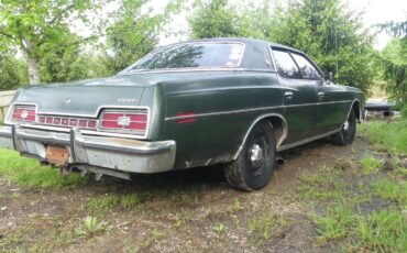 Ford-LTD-1973-Sedan-2